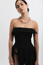 Load image into Gallery viewer, VRINDE NECKLACE - Oxidised Silver & 18k Gold