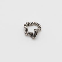 Load image into Gallery viewer, SOLMU RING - Oxidised Silver & Black Sapphires