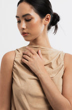 Load image into Gallery viewer, DERRE RING - 18k Gold & Cognac Diamonds