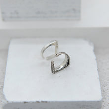 Load image into Gallery viewer, KIREA EAR CUFFS - Oxidized Silver
