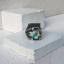 Load image into Gallery viewer, Jardin Ring - Labradorite