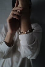 Load image into Gallery viewer, VRINDE BRACELET - Oxidised Silver & 18k Gold