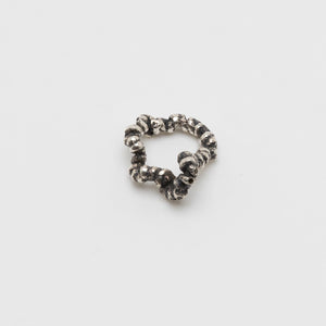 SOLMU RING - Oxidised Silver & Black Sapphires