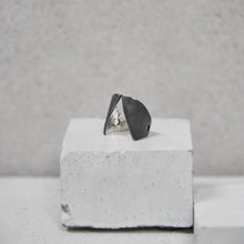 Load image into Gallery viewer, MENS CLAAVI RING - Oxidised Silver