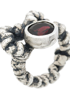SOLMU RING - Oxidised Silver & Garnet